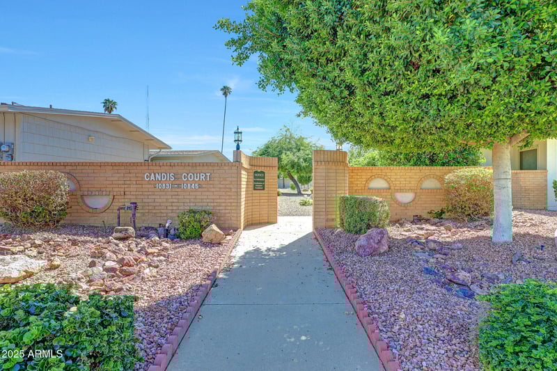 10837 Santa Fe Dr, Sun City, AZ 85351