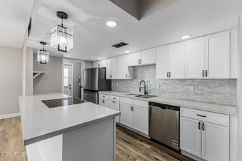 10838 32nd Ln, Phoenix, AZ 85029