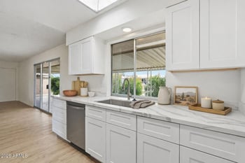 10838 Amber Trl, Sun City, AZ 85351