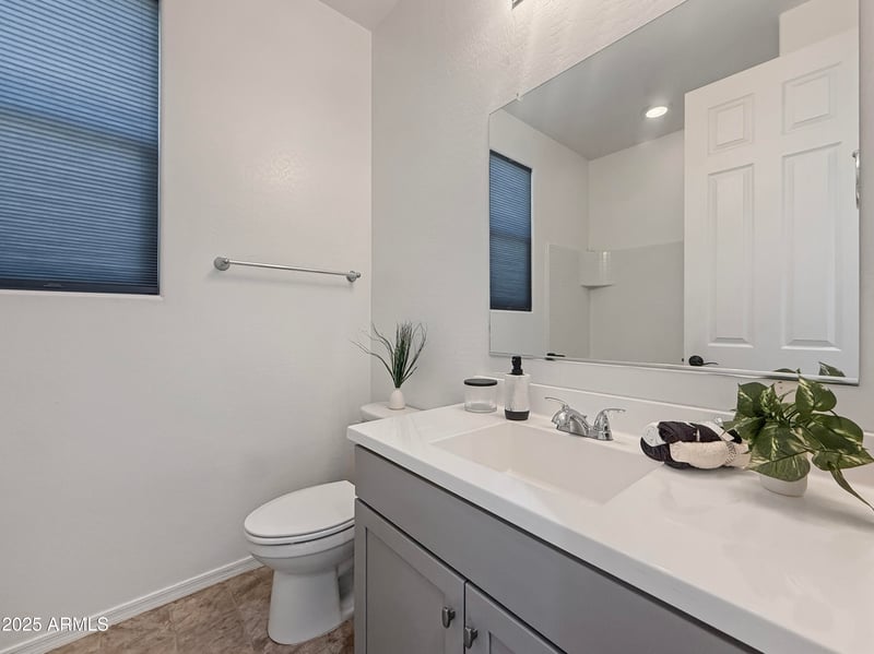 10838 Buchanan St, Avondale, AZ 85323