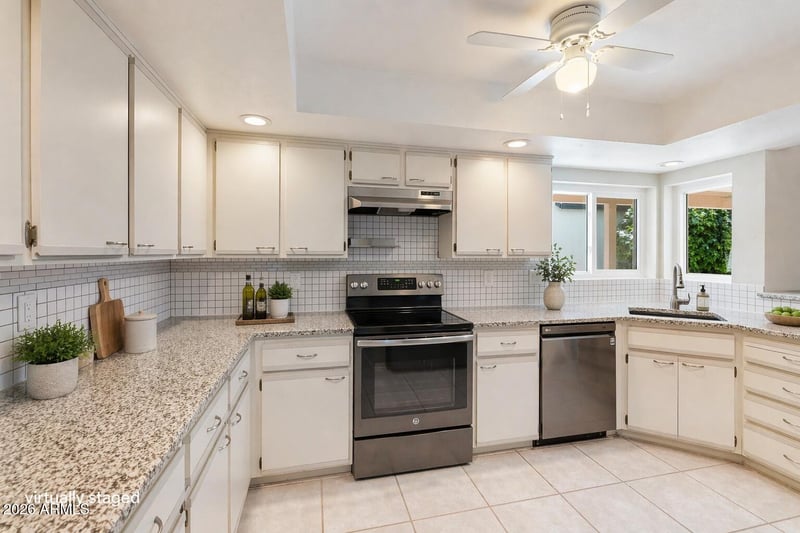 10839 Sunnydale Dr, Sun Lakes, AZ 85248