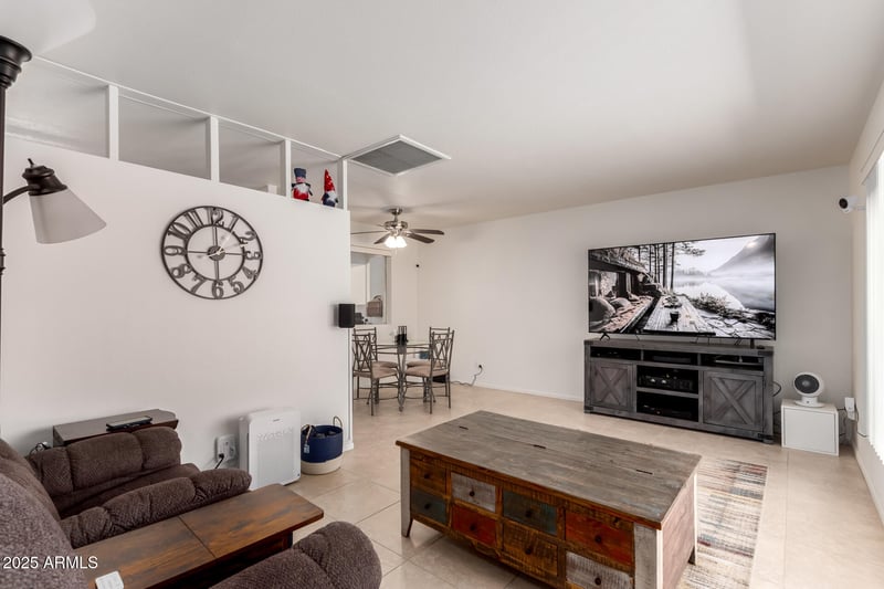 10839 Oakmont Dr, Sun City, AZ 85351