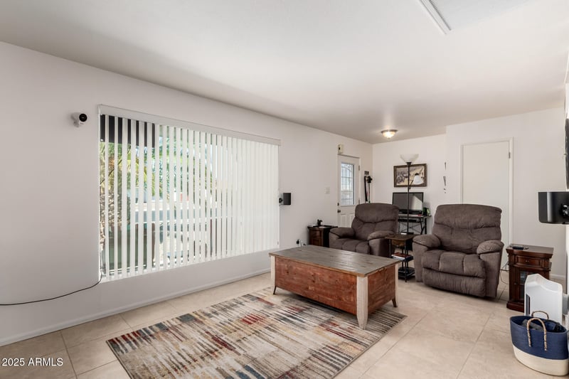 10839 Oakmont Dr, Sun City, AZ 85351