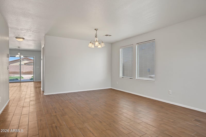 1084 E Kelsi Ave, San Tan Valley, AZ 85140