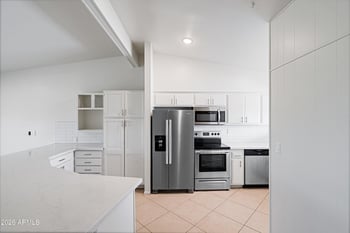 10840 Fairway Ct, Sun City, AZ 85351