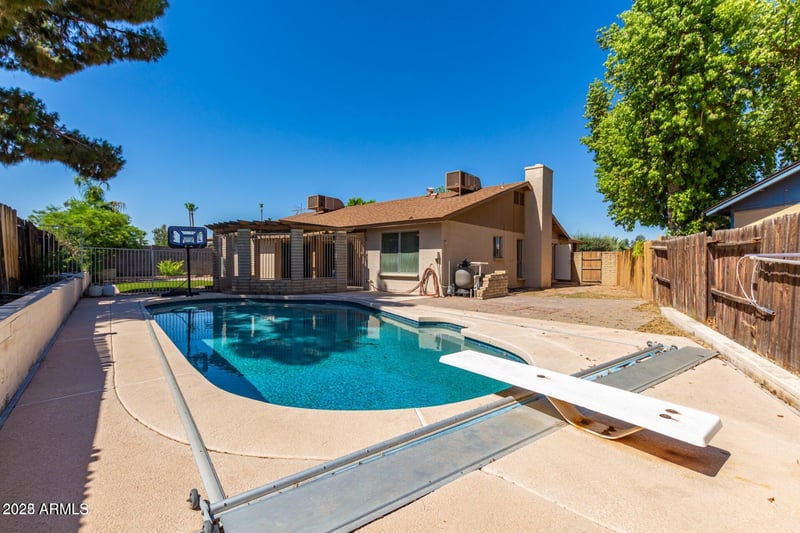 10841 39th Dr, Phoenix, AZ 85029