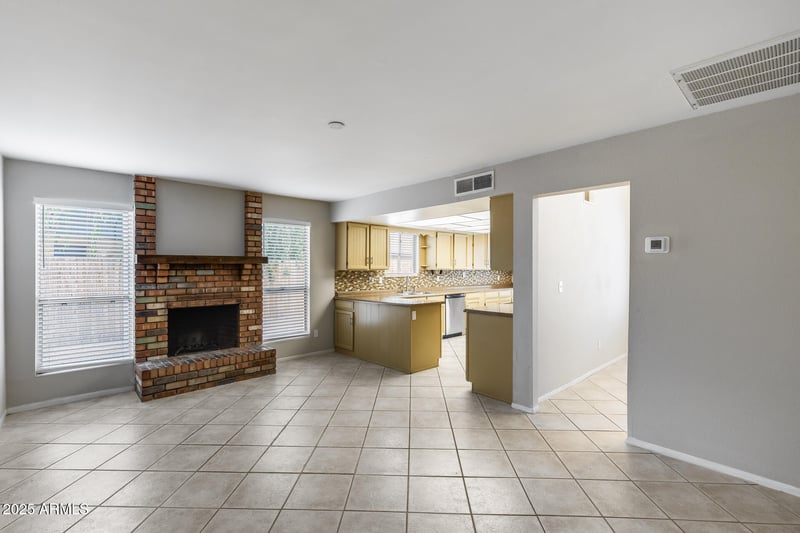 10841 39th Dr, Phoenix, AZ 85029