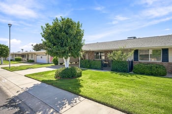 10841 W Hatcher Rd, Sun City, AZ 85351