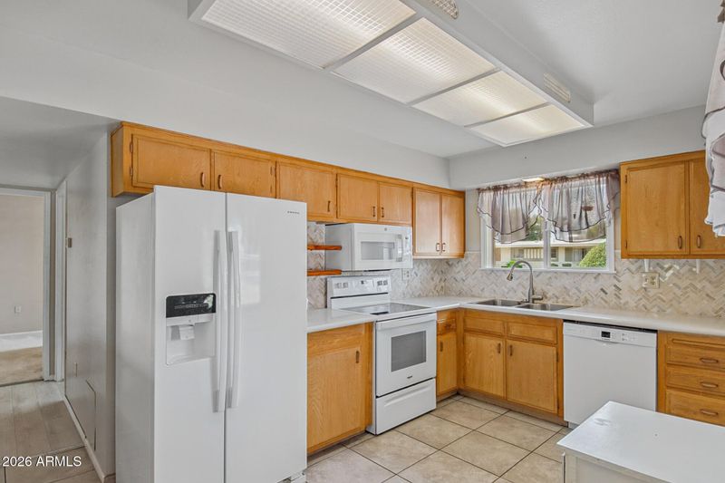10842 W Abbott Ave, Sun City, AZ 85351