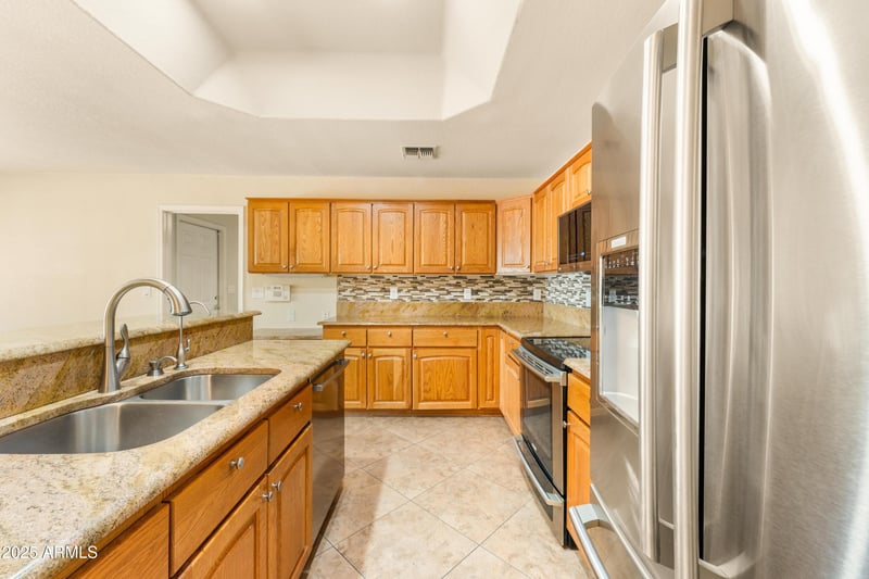 10843 Kilarea Ave, Mesa, AZ 85209