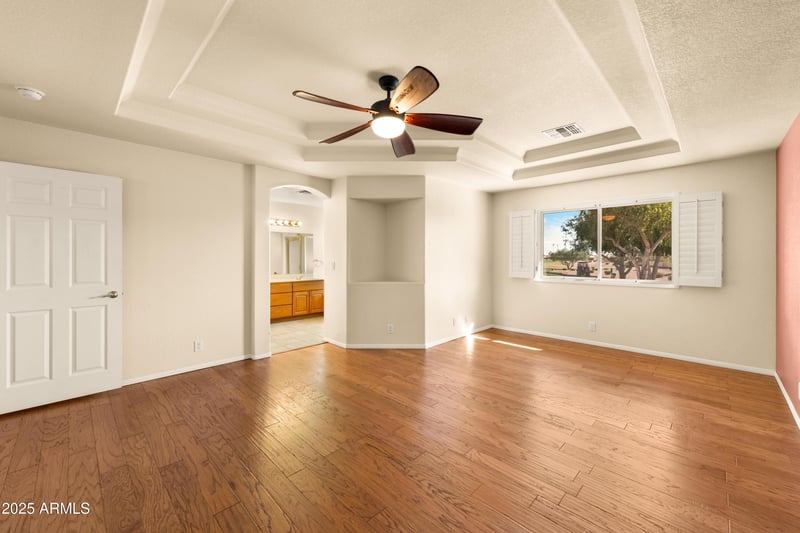 10843 Kilarea Ave, Mesa, AZ 85209