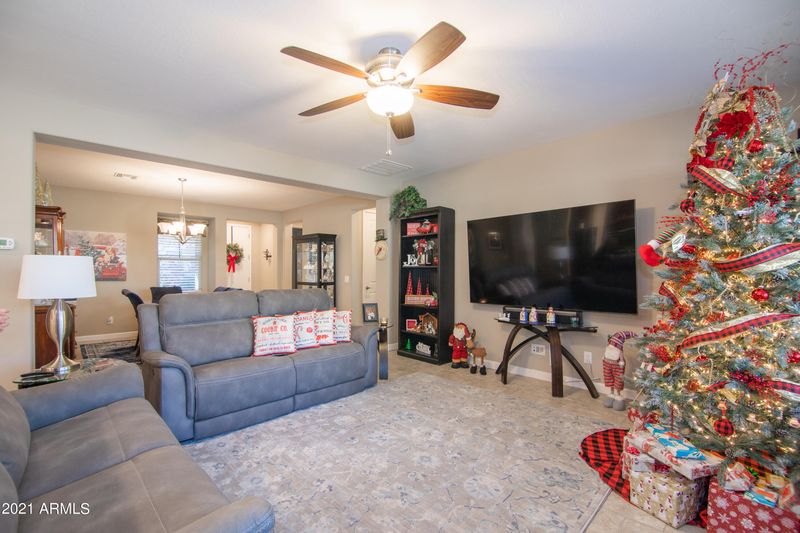 10844 E Queensborugh Ave, Mesa, AZ 85212