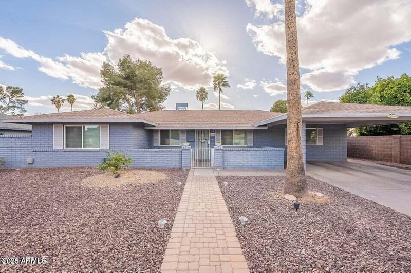 10844 37th St, Phoenix, AZ 85028