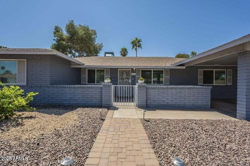 10844 37th St, Phoenix, AZ 85028