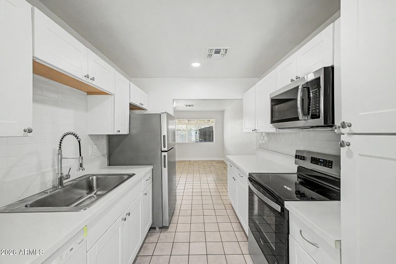 10845 N 15th Ave, Phoenix, AZ 85029