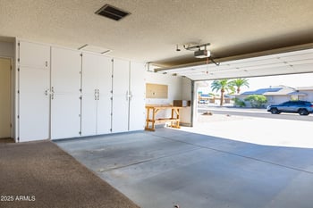 10845 Pineaire Dr, Sun City, AZ 85351