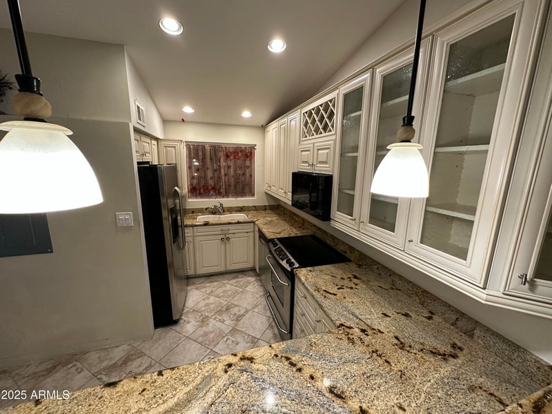 10847 Fairway Ct #211, Sun City, AZ 85351