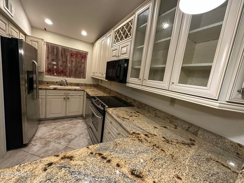10847 Fairway Ct #211, Sun City, AZ 85351