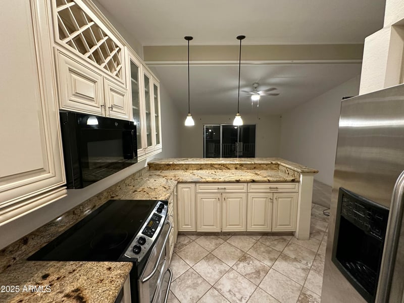 10847 Fairway Ct #211, Sun City, AZ 85351