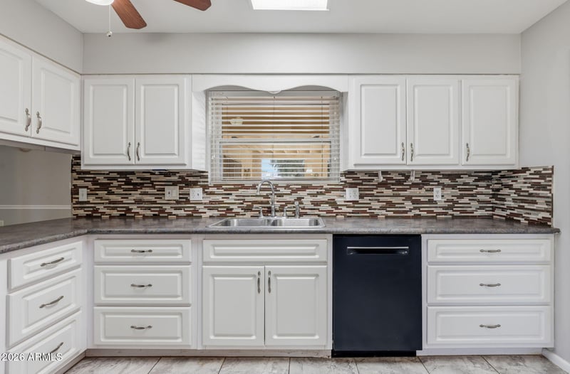 10847 N 108th Dr, Sun City, AZ 85351