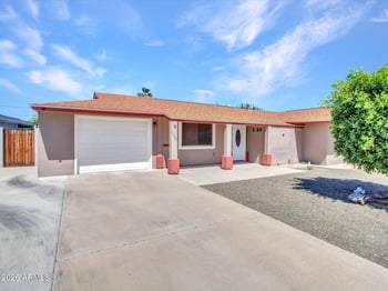 10848 W Connecticut Ave, Sun City, AZ 85351
