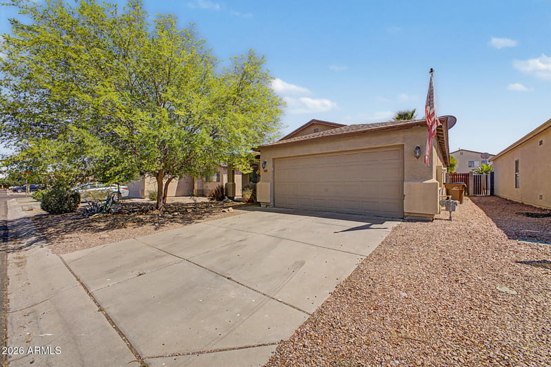 1085 Desert Rose Trl, San Tan Valley, AZ 85143