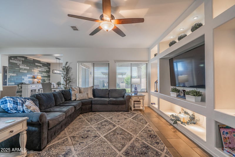 10850 Bronco Trl, Peoria, AZ 85383
