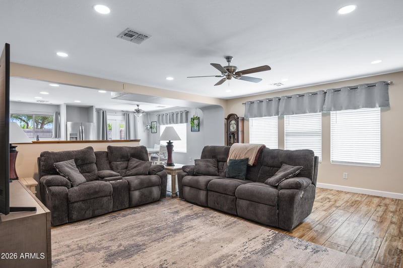 10850 Forge Cir, Mesa, AZ 85208