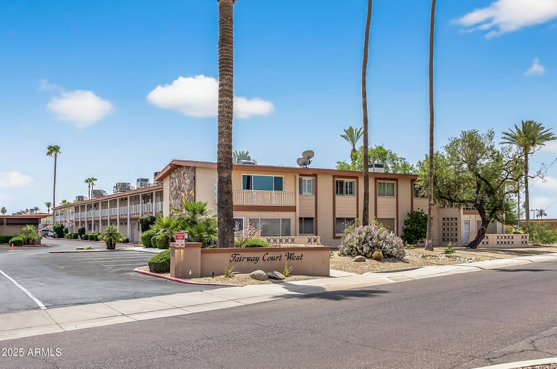 10851 Fairway Ct, Sun City, AZ 85351