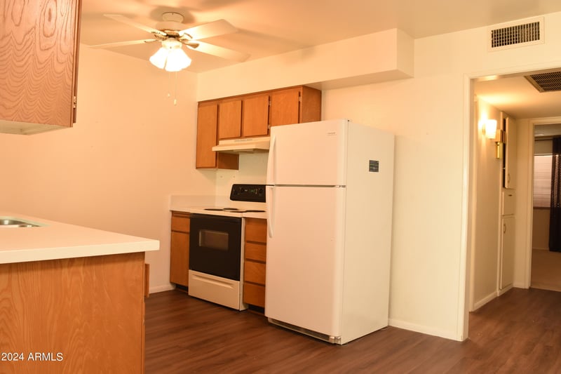 10851 Santa Fe Dr, Sun City, AZ 85351