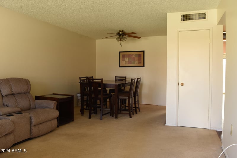 10851 Santa Fe Dr, Sun City, AZ 85351