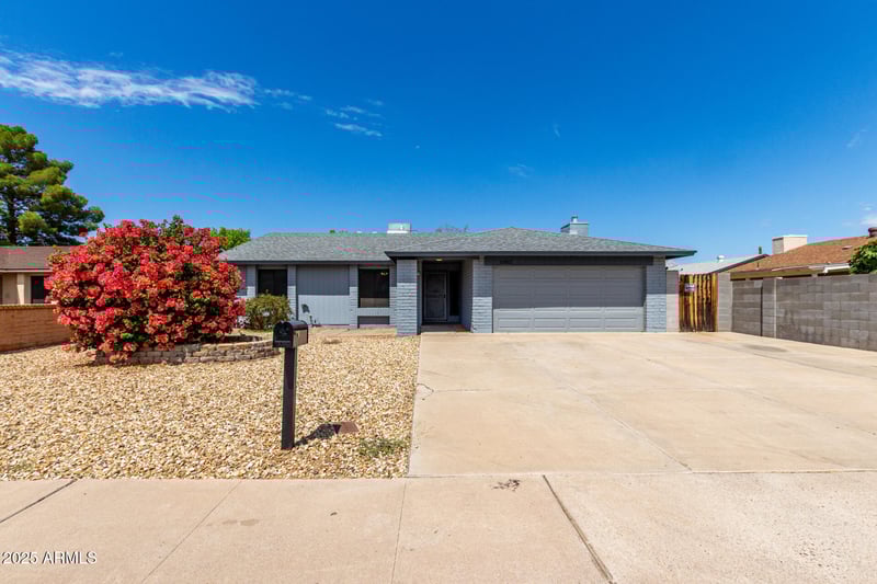 10852 39th Ave, Phoenix, AZ 85029