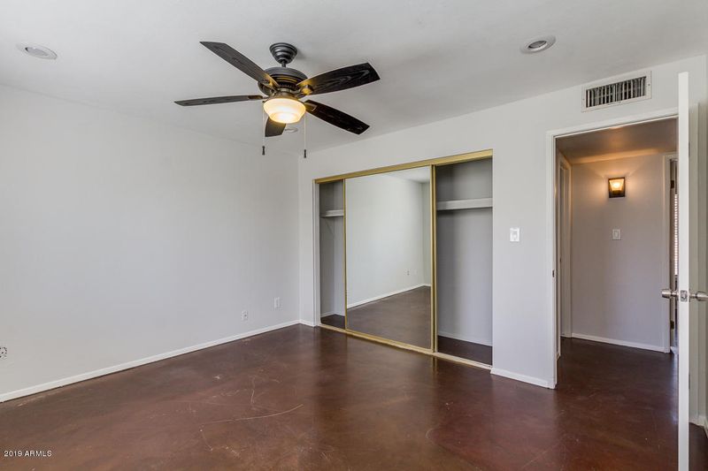 10852 S Yuta St, Phoenix, AZ 85044
