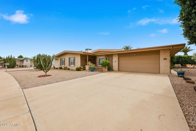 10853 Kaibab Dr, Sun City, AZ 85373