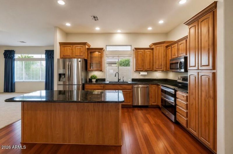 10854 E Portobello Ave, Mesa, AZ 85212