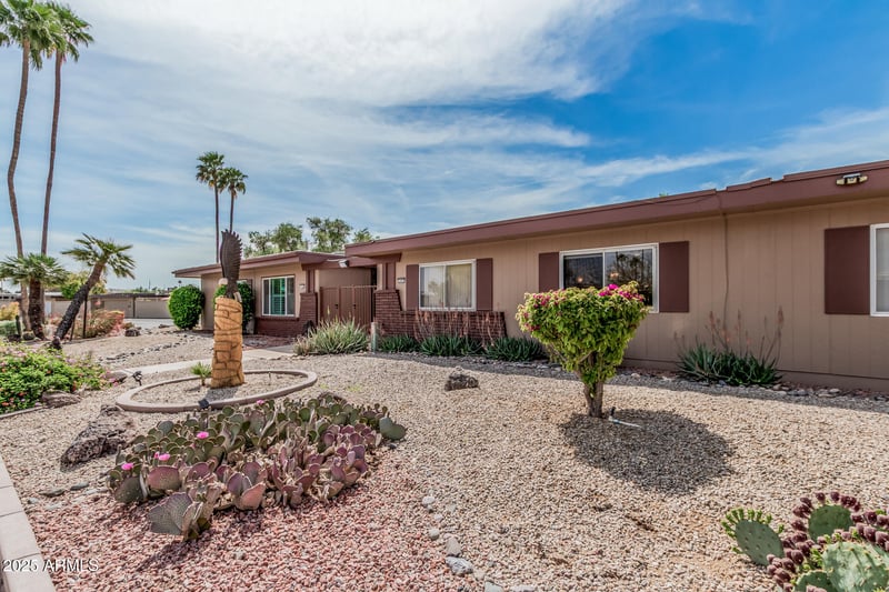 10855 Buccaneer Dr, Sun City, AZ 85351