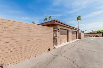 10855 Buccaneer Dr, Sun City, AZ 85351