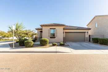 10855 Taylor St, Avondale, AZ 85323