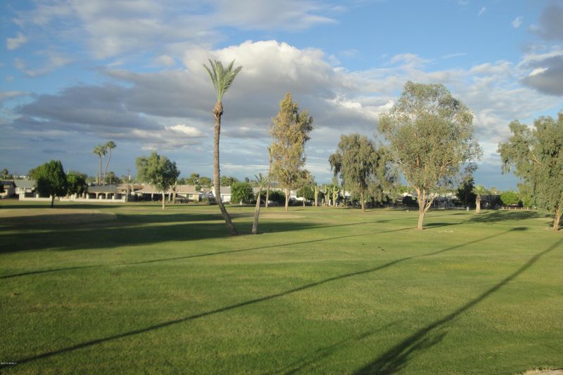 10856 N Fairway Ct W #227, Sun City, AZ 85351