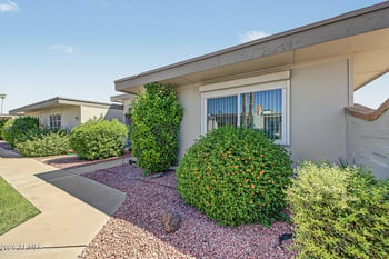 10856 W Coggins Dr, Sun City, AZ 85351