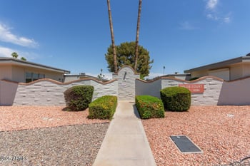 10858 Coggins Dr, Sun City, AZ 85351