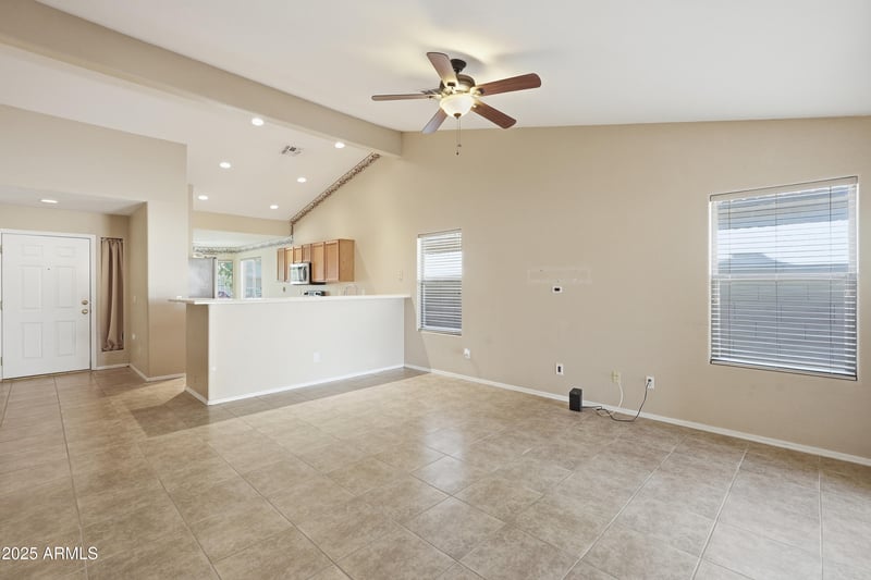 10858 Edgemont Ave, Avondale, AZ 85392