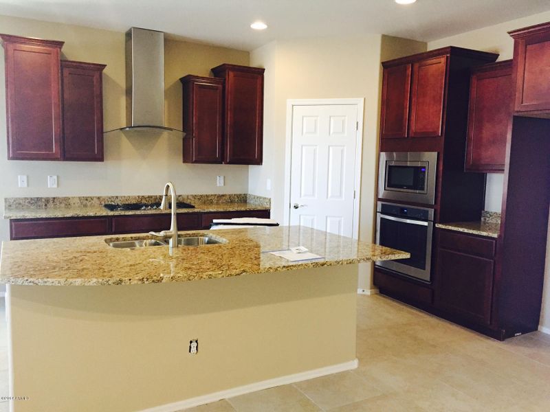 10860 E Thatcher Ave, Mesa, AZ 85212