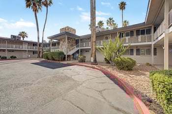 10862 Fairway Ct, Sun City, AZ 85351