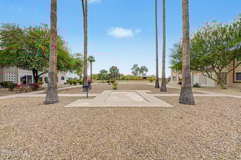 10862 Fairway Ct, Sun City, AZ 85351