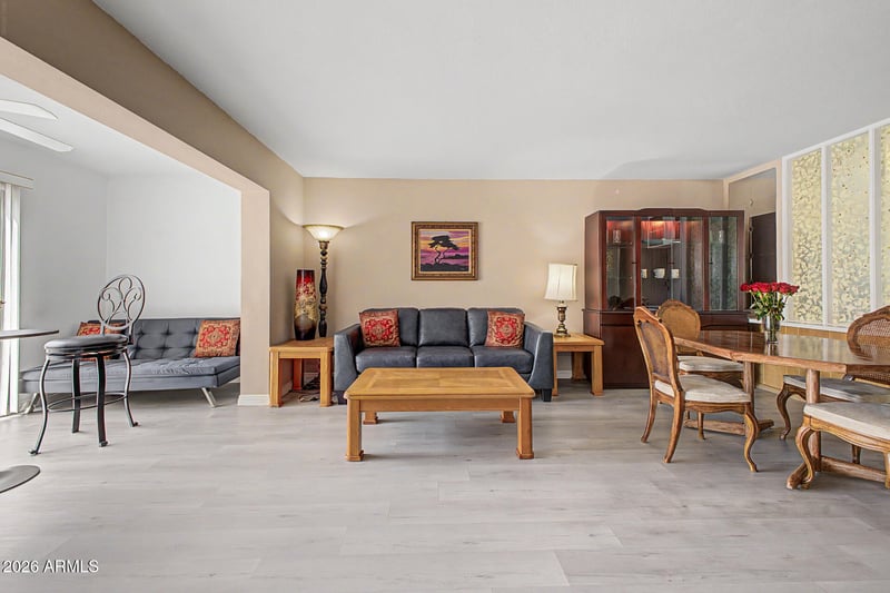 10862 Fairway Ct, Sun City, AZ 85351