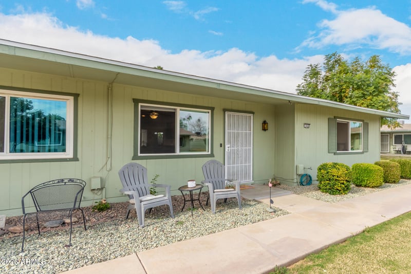 10864 Santa Fe Dr, Sun City, AZ 85351
