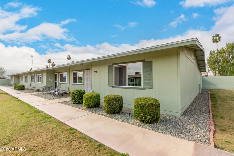 10864 Santa Fe Dr, Sun City, AZ 85351
