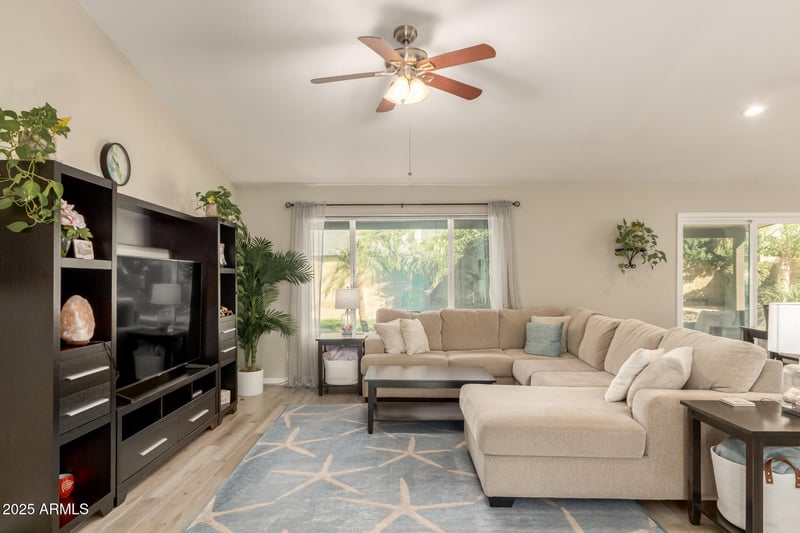 10868 Becker Ln, Scottsdale, AZ 85259