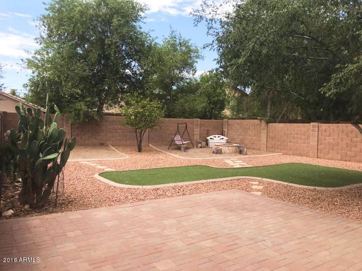 1087 E Taylor Trl, San Tan Valley, AZ 85143